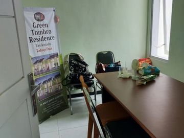 rumah modern dekat area bisnis di lowokwaru