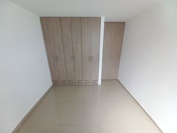 apartamento en venta en conjunto residencial portobello  piso 8. Cod V13390