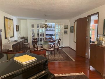 CASA EN VENTA EN LOMAS HIPÓDROMO
