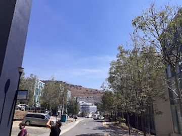 VENDO DEPARTAMENTO LA CIMA ESMERALDA ZONA ESMERALDA