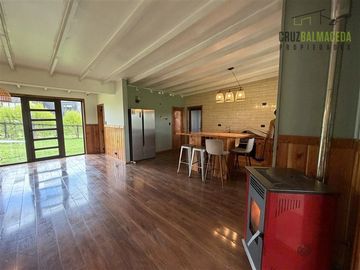 Casa en arriendo de 3 dorm + salita+quincho en Puerto Varas