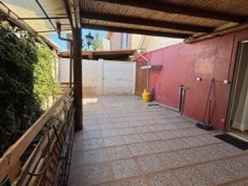 Casa en Venta de 4 dorm. en Sur Poniente Talca