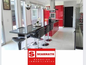 Venta de casa en el Barrio de los Talas