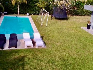 Venta de casa en el Barrio de los Talas