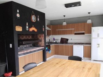 Venta de casa en el Barrio de los Talas