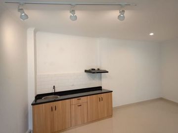 Rumah Baru SetraDuta di bawah harga 2M dekat geger kalong, sukajadi