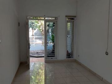 Rumah di PuriDago Antapani SiapHuni dkt Arcamanik BdgTimur