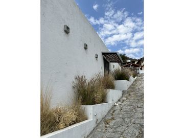 CASA EN VENTA EN VALLE DE BRAVO SAN GASPAR