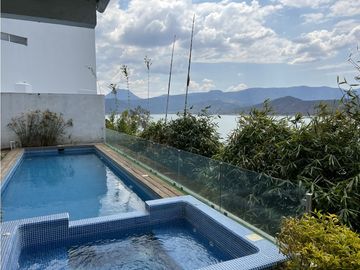 CASA EN VENTA EN VALLE DE BRAVO SAN GASPAR