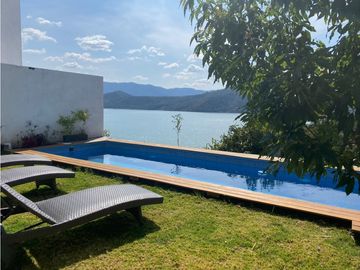 CASA EN VENTA EN VALLE DE BRAVO SAN GASPAR
