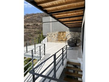 CASA EN VENTA EN VALLE DE BRAVO SAN GASPAR