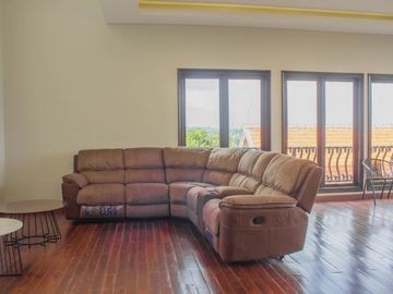 Dijual Rumah Mewah Full Furnish Dago Resor Pakar Bandung