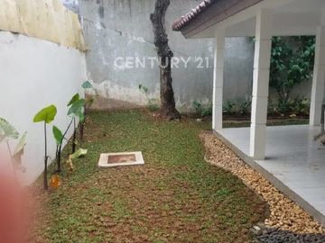 Rumah 2 Lantai Luas Dan Asri Jalan Depan Besar Di Cempaka Putih