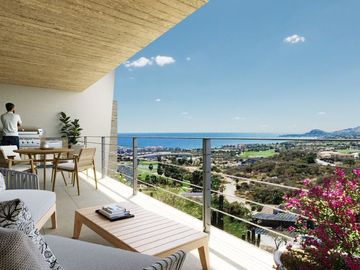 Departamento vista al mar, en residencial privado con club de playa y campo de g