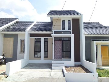 Rumah Di Cangkuang 3 Kamar Tidur Dkt Gading Tutuka, Tol Soreang
