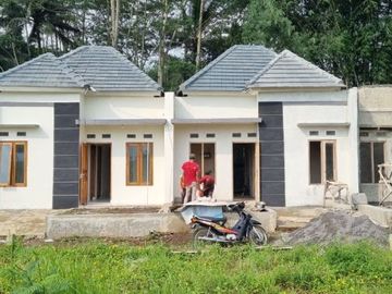 RUMAH TERMURAH 10 MENIT DARI PUSAT KOTA MAGELANG