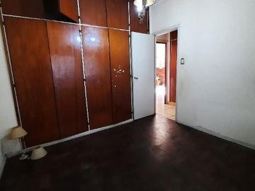 Casa PH en venta en Ramos Mejia Sur