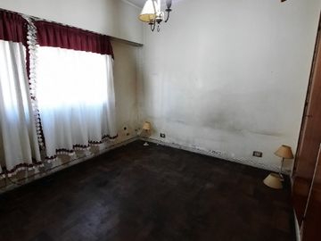 Casa PH en venta en Ramos Mejia Sur