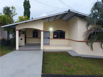Se Vende Hermosa Casa en Chiriquí Provincia 565 Mts USD$93,000,oo