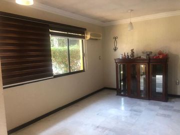 Casa en Renta, Nuevo León, Col. Petrolera