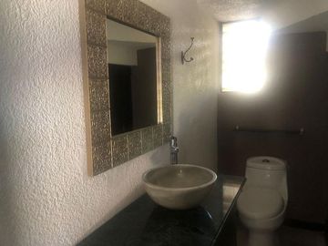 Casa en Renta, Nuevo León, Col. Petrolera