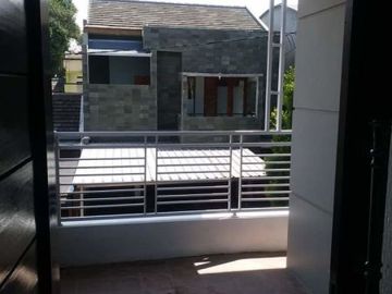 Rumah 2,5 Lantai Habis Renov Siap Huni Cluster Antapani Bandung
