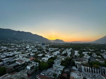 Exclusivos Departamentos TresVientos Valle, 706 m2