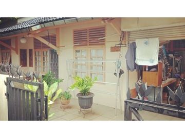 Dijual Rumah BU Semi Furnised Kuldesak Dlm Perumahaan Pondok Timur Mas