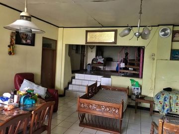 Rumah Hitung Tanah di Cikutra Dekat Dago dan Cigadung