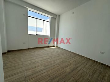 🌟Venta de Moderno departamento de ESTRENO en Segundo piso ,LIBRE DEL PAGO DE ALCABALA!🌟
Ubicado en Urb Rosas del Valle, en la Av El Cortijo, cerca de