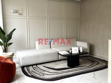 𝐄𝐧 𝐞𝐬𝐭𝐫𝐞𝐧𝐨 Venta 𝐝𝐞 𝐃𝐄𝐏𝐀𝐑𝐓𝐀𝐌𝐄𝐍𝐓𝐎 EN 𝐌𝐈𝐑𝐀𝐅𝐋𝐎𝐑𝐄𝐒 
Area 67 m2
Ubicación Calle Sevilla 
Departamento en piso 10
Ventanas con rollers
- Sala Comedor c