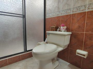 COD. 577 - SE VENDE CASA - BARRIO: FLORENCIA I