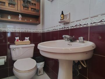 COD. 577 - SE VENDE CASA - BARRIO: FLORENCIA I