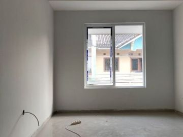 Rumah 2 Lantai Hadap Selatan Ada Balkon Di Turangga BuahBatu