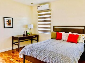 Furnished House with 4 bedroom and swimming pool for rent in Angeles City