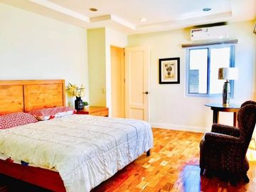 Furnished House with 4 bedroom and swimming pool for rent in Angeles City