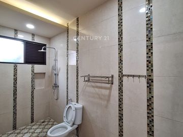 Rumah Siap Huni Hook Asri Disewakan Di Sektor 1 Bintaro