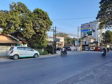 Hunian minimalis modern, free desain, bebas banjir; Bandung