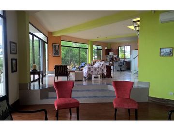Casa amoblada  y terreno de venta zona Puerto Cayo