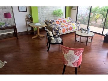 Casa amoblada  y terreno de venta zona Puerto Cayo