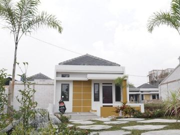 Sejuk dan Dingir Rumah di Cihanjuang bandung Utara dekat Cisarua Lembang Cash 438 juta