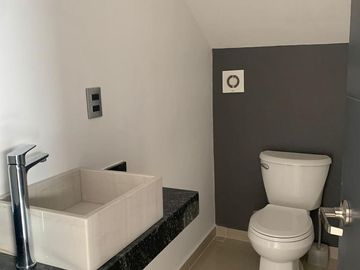 CASA EN VENTA CONDOMINIO SENDERO LAS MORAS