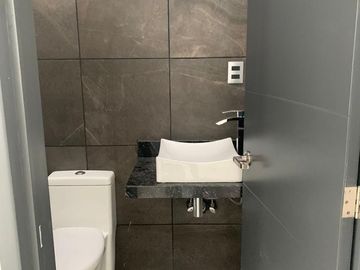 CASA EN VENTA CONDOMINIO SENDERO LAS MORAS