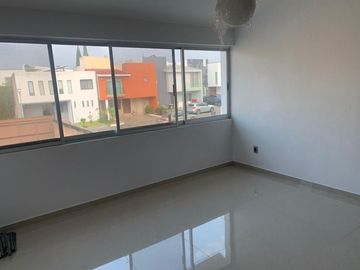 CASA EN VENTA CONDOMINIO SENDERO LAS MORAS