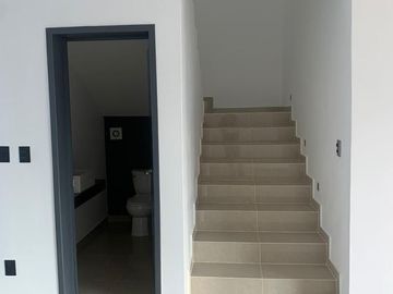 CASA EN VENTA CONDOMINIO SENDERO LAS MORAS