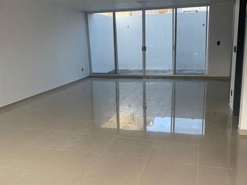 CASA EN VENTA CONDOMINIO SENDERO LAS MORAS