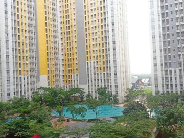 Disewakan Apartemen Springlake 2BR Lt.7 View Pool