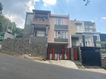 rumah dago jl.ir djuanda bandung komp.pandawa aman nyaman bebas banjir