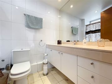 Departamento en Venta en Hermanos Cabot, Avda. Presidente Kennedy, Las Condes