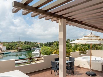 En venta departamento de 2 recàmaras con financiamiento en la  marina en Puerto Aventuras (796)
